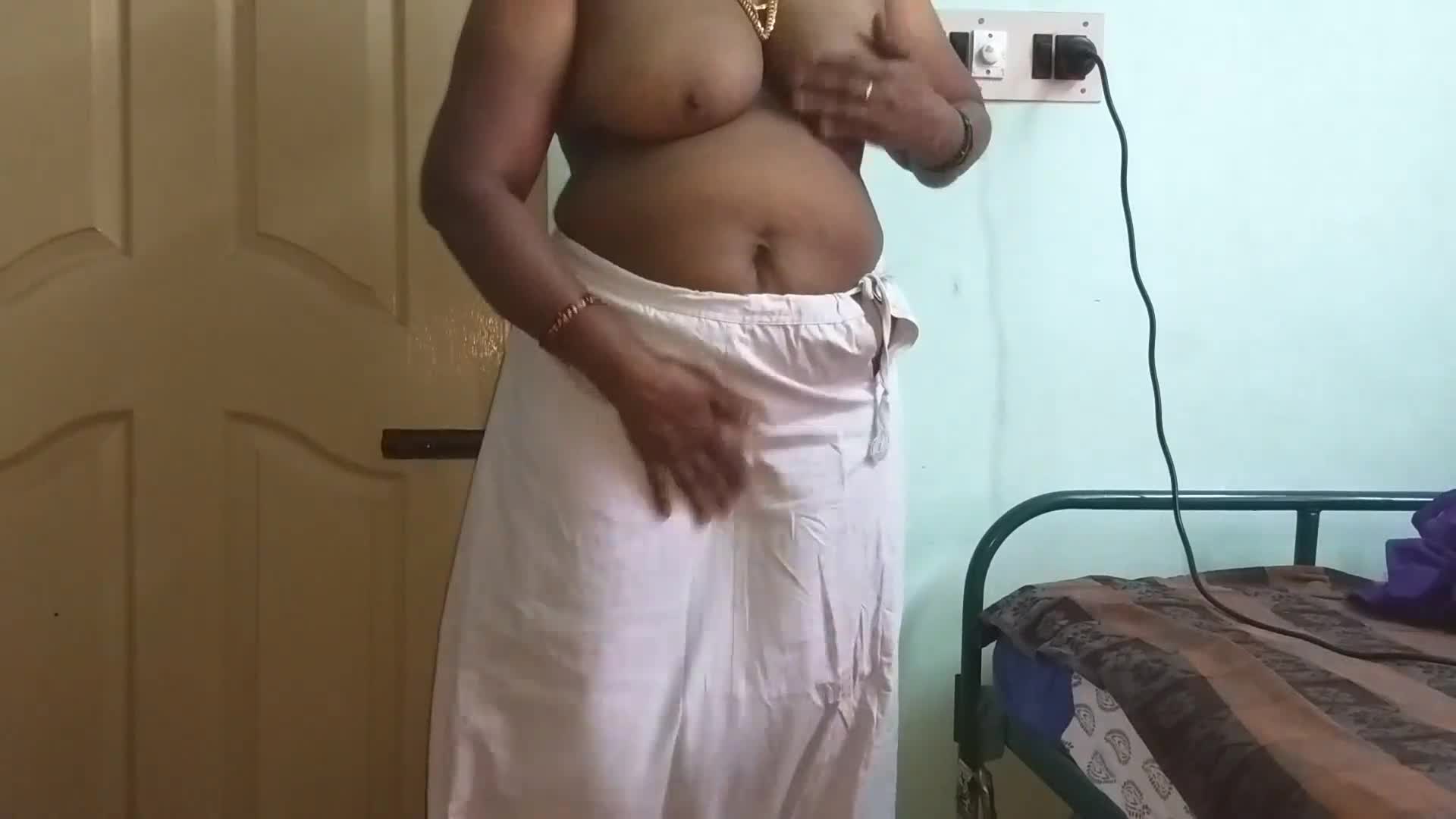 Tamil aunty boobs press by shop owner